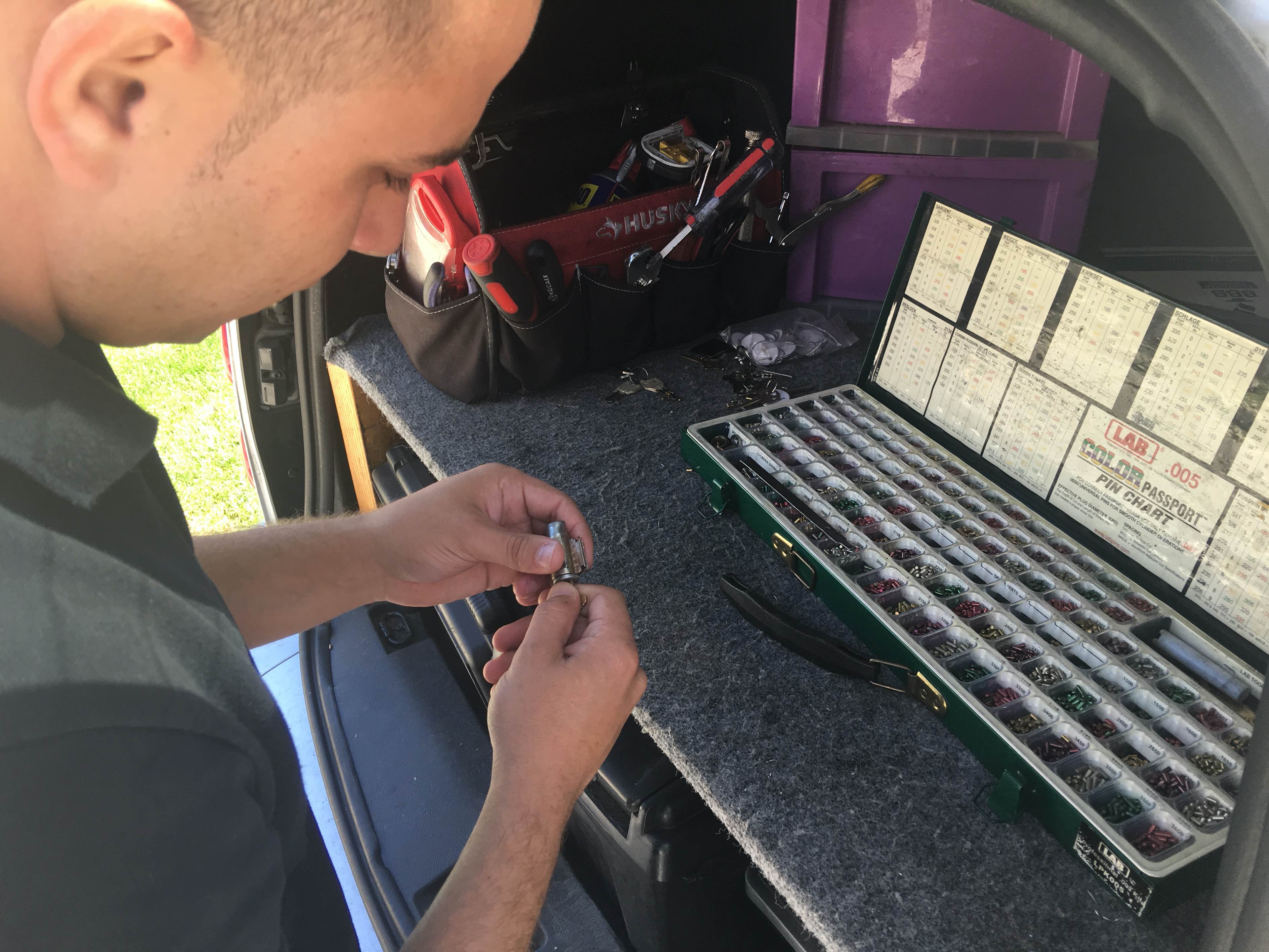 locksmith-rekeying-lock